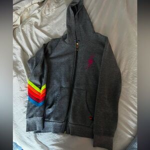 avaiter nation zip up!